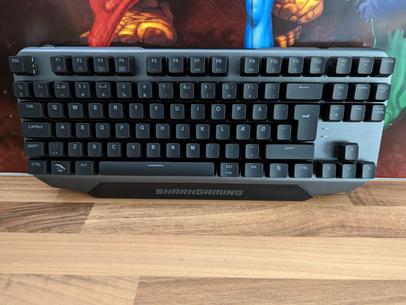 Keyboard Venator Shark RGB kailh TKL SharkGaming K50 gaming Red.jpg